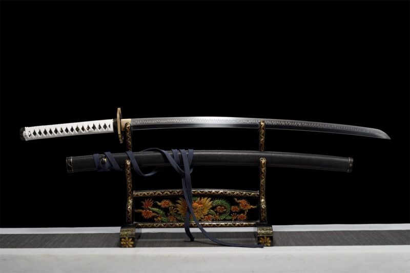 Schwarz-weißes Katana Schwert